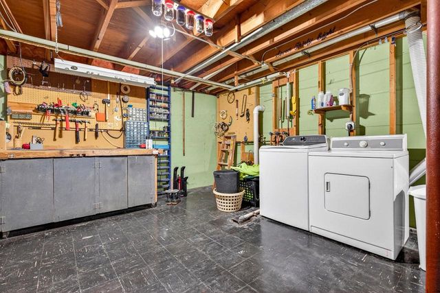 738 LONDON STREET, Menasha, WI 54952