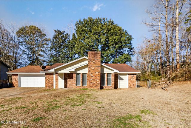 1341 Whispering Oaks Cove, Jackson, MS 39212