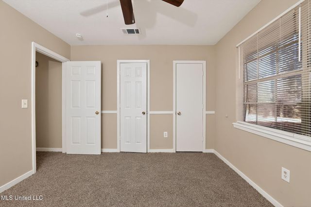 1341 Whispering Oaks Cove, Jackson, MS 39212