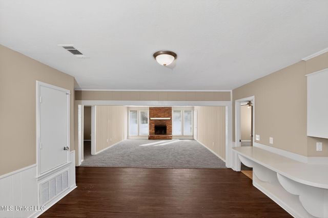 1341 Whispering Oaks Cove, Jackson, MS 39212