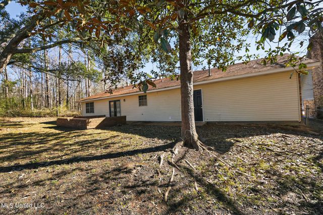 1341 Whispering Oaks Cove, Jackson, MS 39212