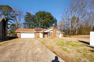 1341 Whispering Oaks Cove, Jackson, MS 39212