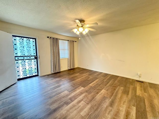 607 Clarence Street, Mountain View, AR 72560