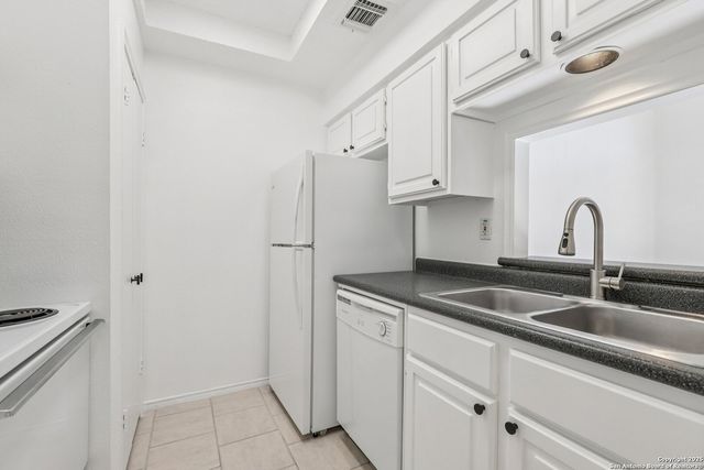 11001 Wurzbach Rd Apt 405, San Antonio, TX 78230