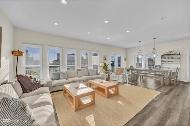 9 Peppervine Trail, Southport, NC 28461