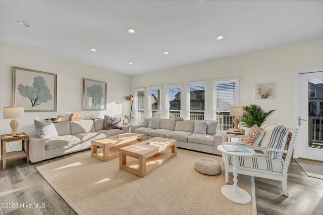 9 Peppervine Trail, Southport, NC 28461