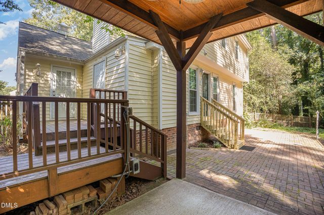 1437 Greenside Drive, Raleigh, NC 27609