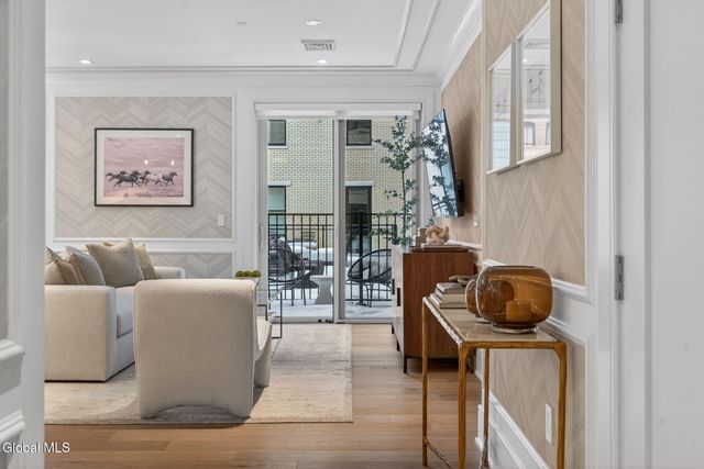 19 Washington Street 259 I, Saratoga Springs, Inside, NY 12866