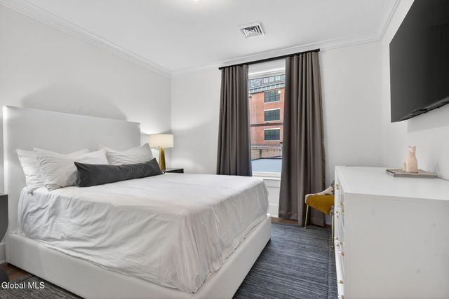 19 Washington Street 259 I, Saratoga Springs, Inside, NY 12866