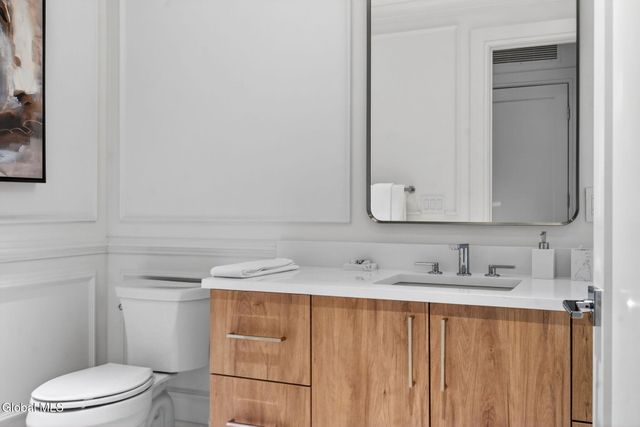 19 Washington Street 259 I, Saratoga Springs, Inside, NY 12866