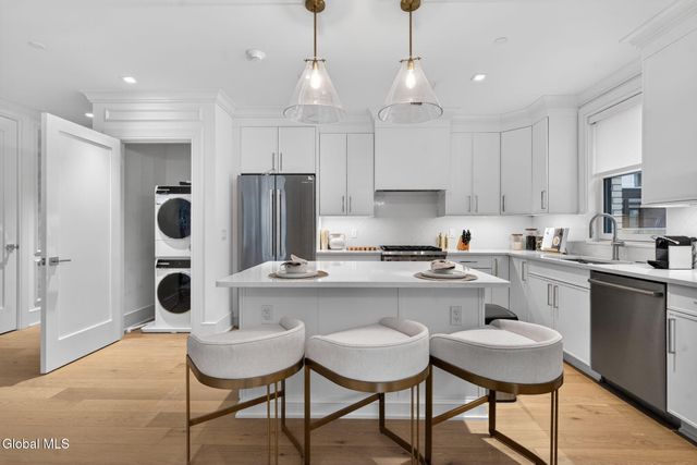 19 Washington Street 259 I, Saratoga Springs, Inside, NY 12866