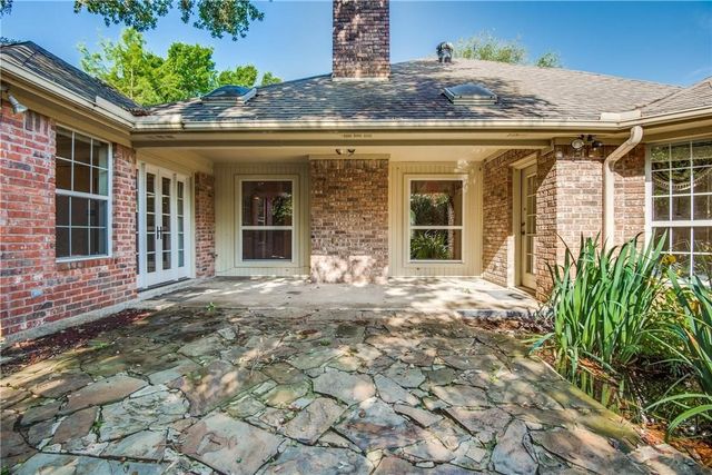 3317 Hazlewood Court, Bedford, TX 76021