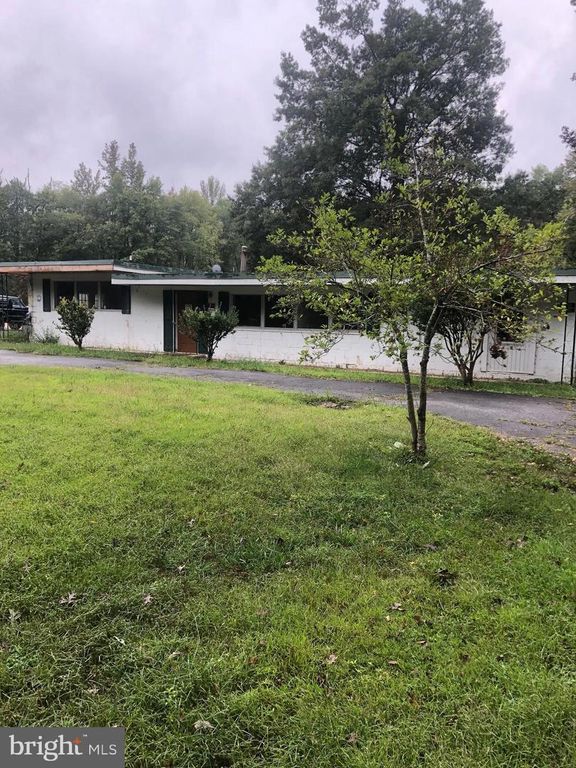 6705 BUMPY OAK RD, La Plata, MD 20646