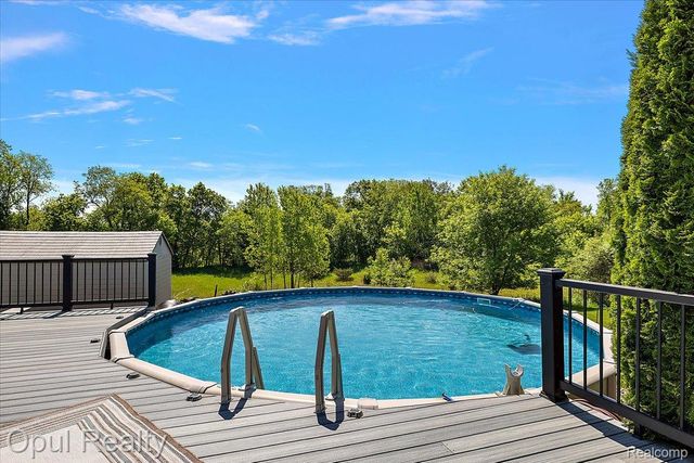5164 Birch Lane, Springfield Charter Township, MI 48350