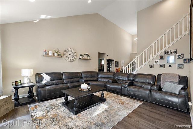 5164 Birch Lane, Springfield Charter Township, MI 48350