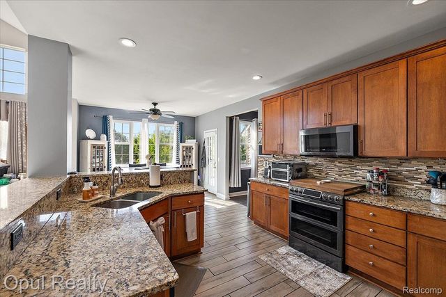 5164 Birch Lane, Springfield Charter Township, MI 48350