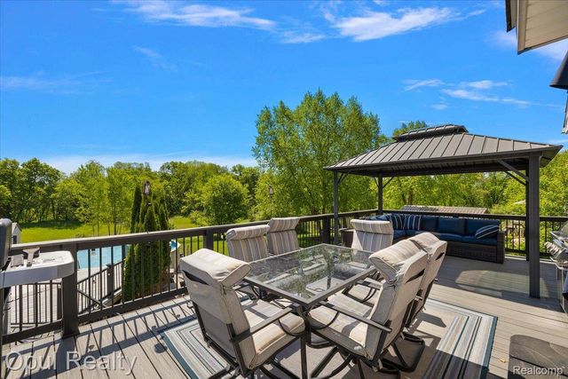 5164 Birch Lane, Springfield Charter Township, MI 48350