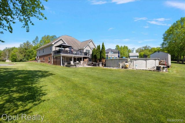 5164 Birch Lane, Springfield Charter Township, MI 48350