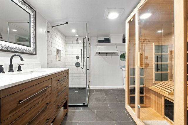 92 Narragansett Rd, Quincy, MA 02169