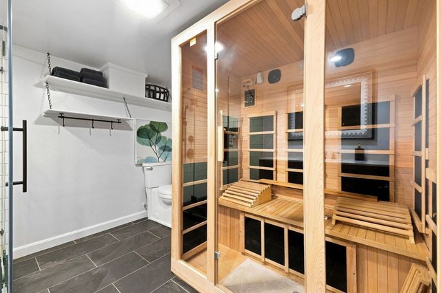 92 Narragansett Rd, Quincy, MA 02169