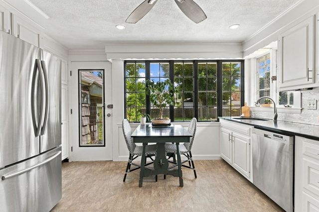 92 Narragansett Rd, Quincy, MA 02169