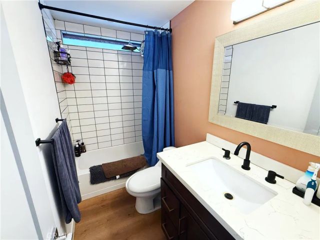 24425 Woolsey Canyon RD spc 96, West Hills, CA 91304