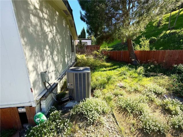 24425 Woolsey Canyon RD spc 96, West Hills, CA 91304
