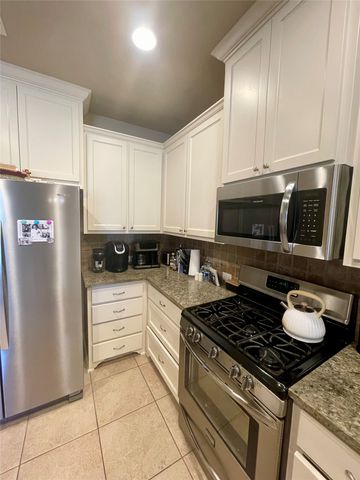 3803 Cascade Sky Drive, Arlington, TX 76005
