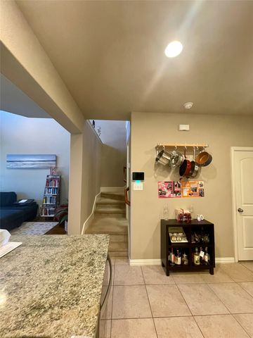 3803 Cascade Sky Drive, Arlington, TX 76005