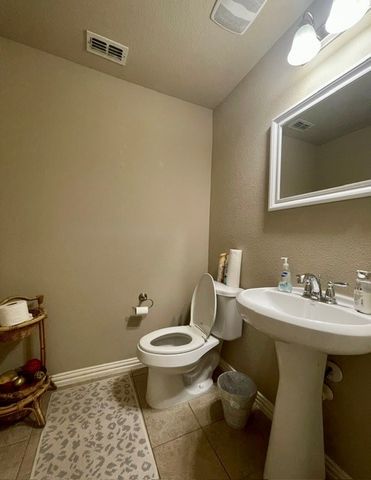 3803 Cascade Sky Drive, Arlington, TX 76005