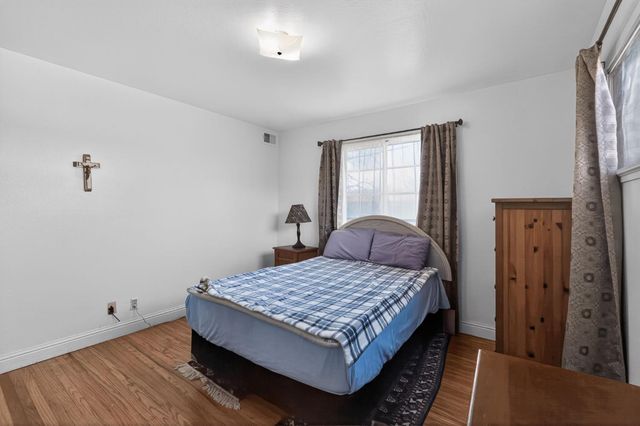 6600 Whitsett Dr, North Highlands, CA 95660