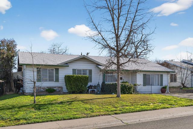 6600 Whitsett Dr, North Highlands, CA 95660