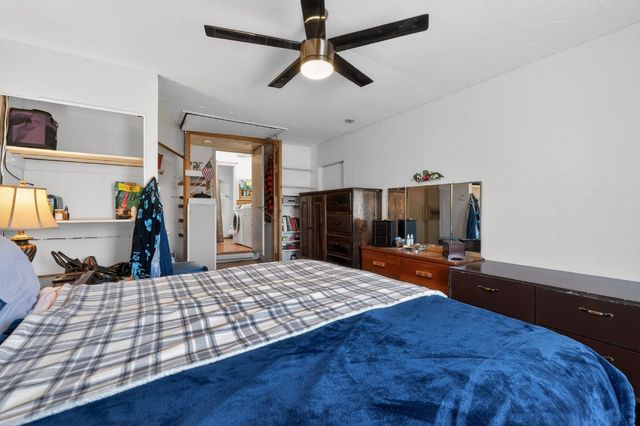 6600 Whitsett Dr, North Highlands, CA 95660