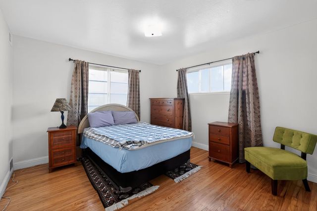 6600 Whitsett Dr, North Highlands, CA 95660