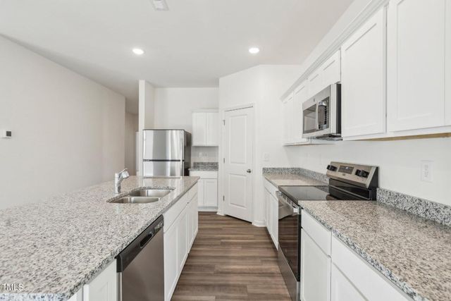899 Embraer Way, Spring Hope, NC 27882