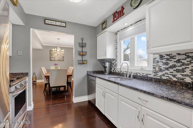 9 Regina Drive, Howell, NJ 07731