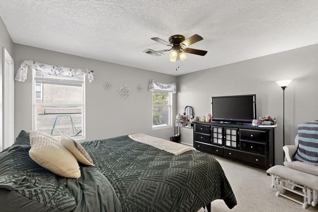 700 W Lone Pine Drive SW, Albuquerque, NM 87121