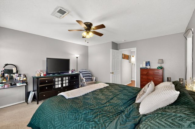 700 W Lone Pine Drive SW, Albuquerque, NM 87121