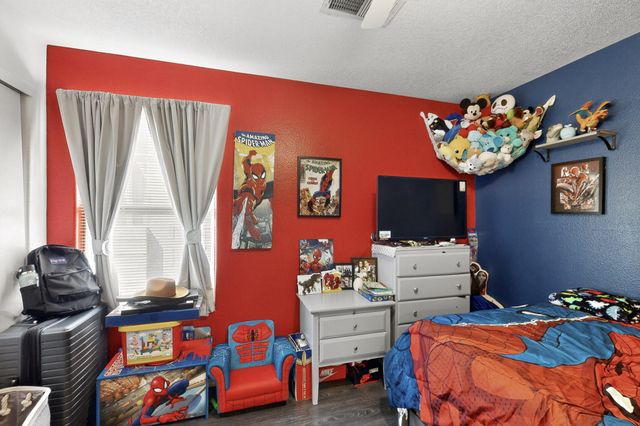 700 W Lone Pine Drive SW, Albuquerque, NM 87121