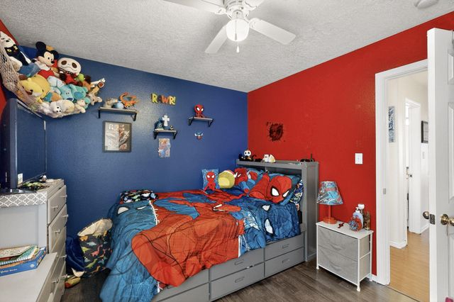 700 W Lone Pine Drive SW, Albuquerque, NM 87121