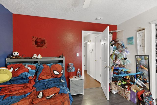 700 W Lone Pine Drive SW, Albuquerque, NM 87121