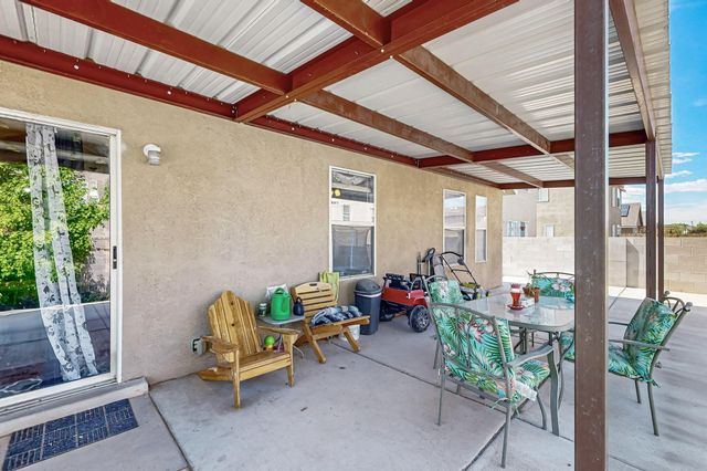 700 W Lone Pine Drive SW, Albuquerque, NM 87121