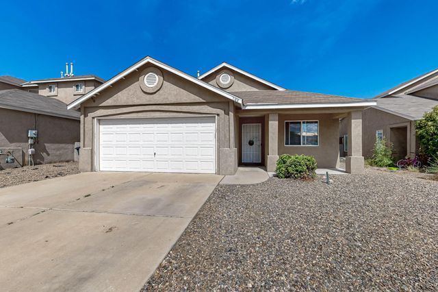 700 W Lone Pine Drive SW, Albuquerque, NM 87121