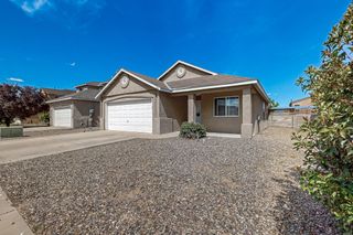 700 W Lone Pine Drive SW, Albuquerque, NM 87121