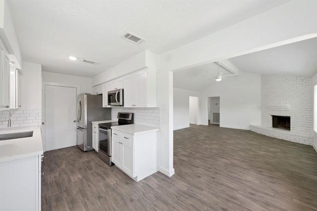 1703 Millbury Drive, Missouri City, TX 77489