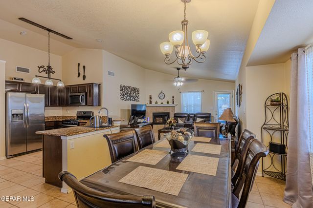 2929 Pebble Rock Place, El Paso, TX 79938