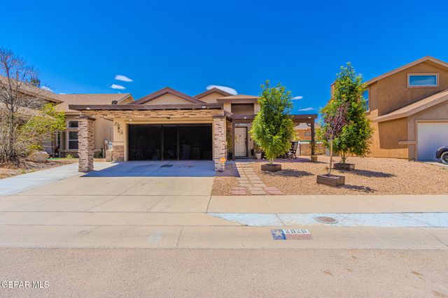 2929 Pebble Rock Place, El Paso, TX 79938