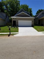2375 Houston Street, Fayetteville, AR 72703
