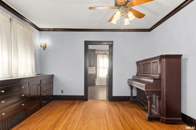 218 W ELM Street, Chillicothe, IL 61523