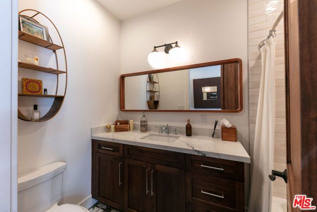 28960 Crags Drive, Agoura Hills, CA 91301